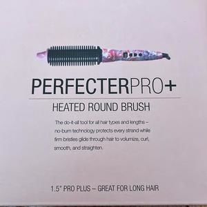 NEW Calista Perfecter Pro Heated Round Styling Brush Long Hair 1.5"